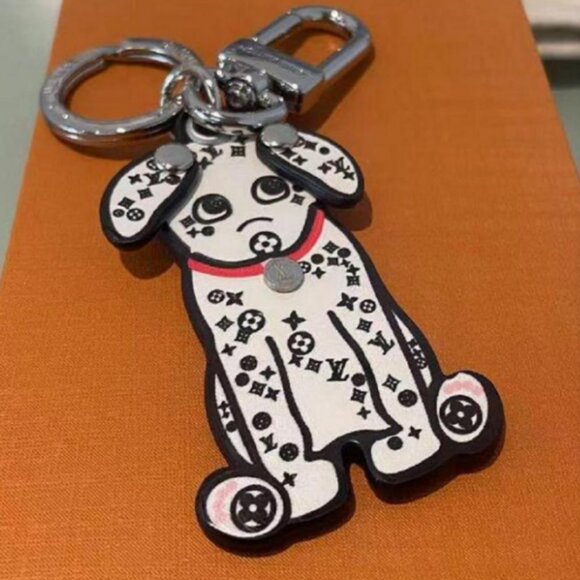 Adorable LV Dog Key Accessory - Picture 1 of 3